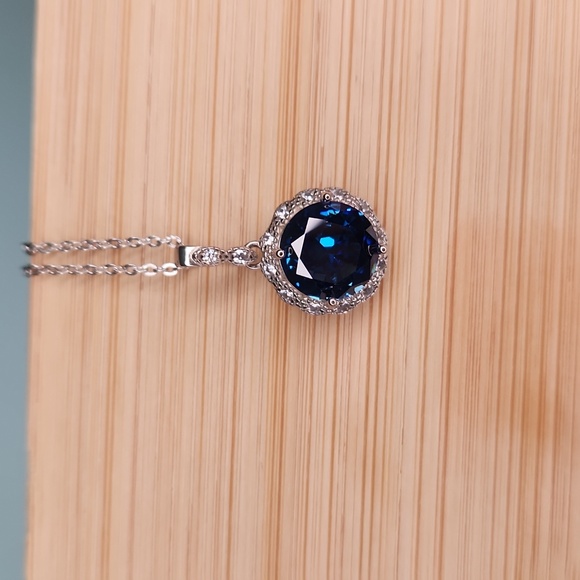 NWT Ryze Sapphire Blue Ice & White Cubic Zirconia .925 Sterling Silver Necklace - Picture 8 of 8